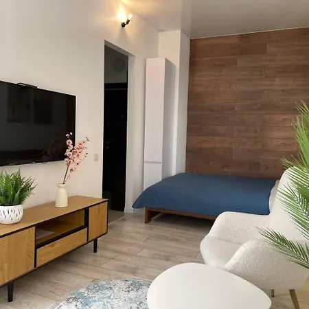 Luxury In Arcadia On The 3rd Floor *